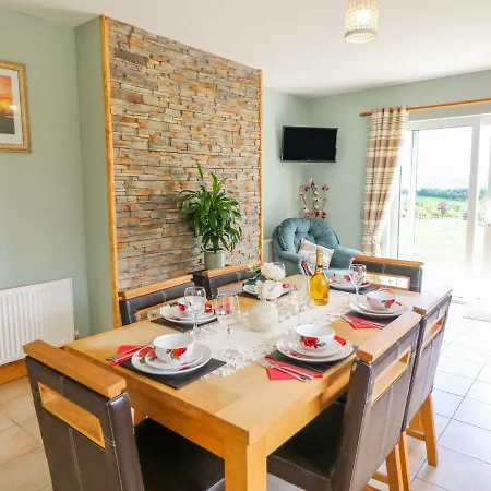 בית נופש Artigallivan *